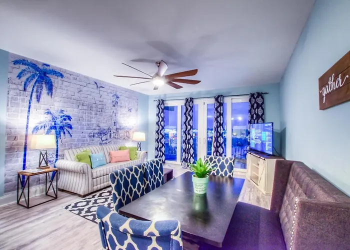 Laketown Wharf 630 By Aneliya