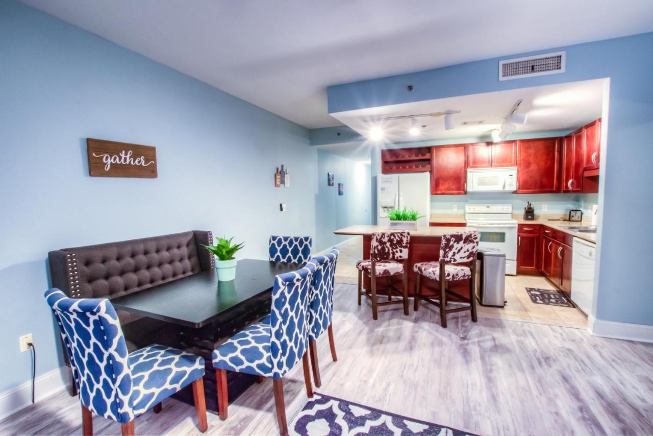 Laketown Wharf 630 By Aneliya Holiday home *