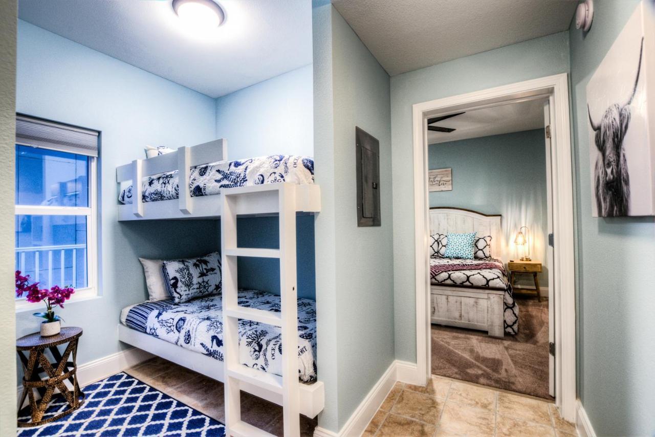 Holiday home Laketown Wharf 630 By Aneliya