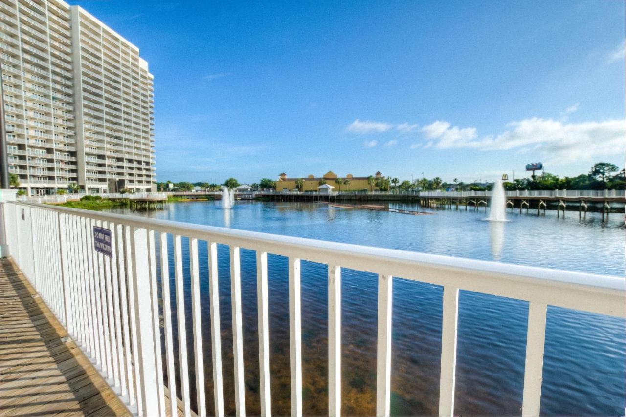 Holiday home Laketown Wharf 630 By Aneliya